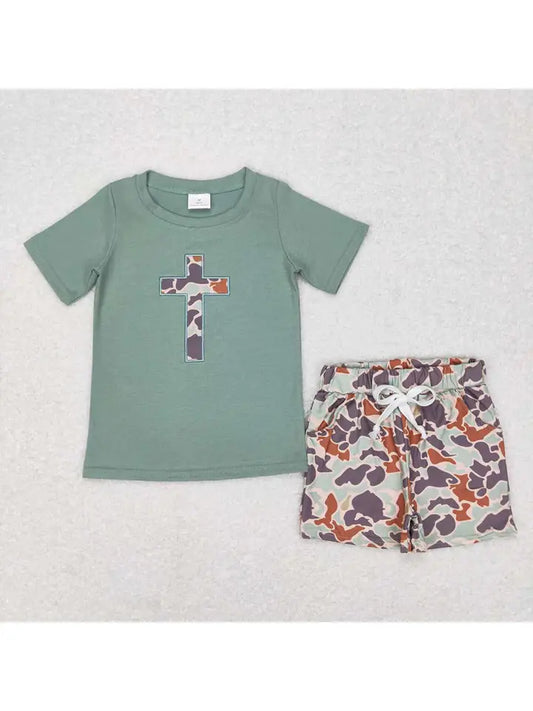 2-Piece Camo Cross Shirt and Shorts Set